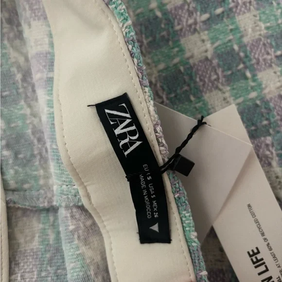 Zara Women's Cropped Plaid Blazer and Skort Set in Soft Pastels - Picture 7 of 8